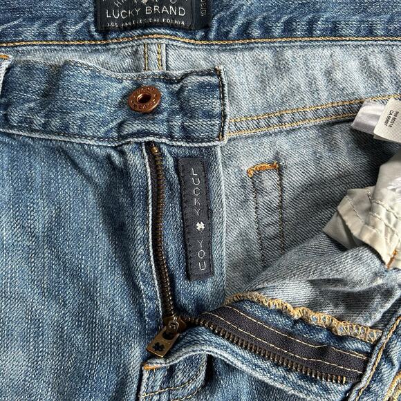 Lucky Brand Women’s Jeans Size 10/30 Distressed Holey Zip Pocket “Lucky You” - Picture 4 of 10